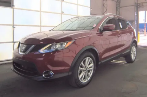 Silver 2019 Nissan Rogue Sport SV for sale in St. Louis, MO