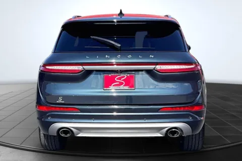 More photos of 2021 Lincoln Corsair Reserve at South County Auto Plaza, MO