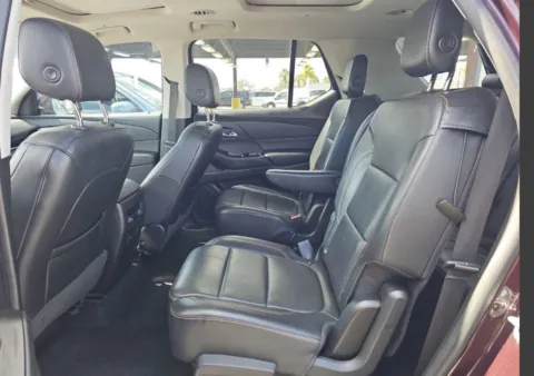 Photos of 2018 Chevrolet Traverse 3LT for sale in St. Louis, MO at South County Auto Plaza