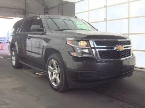 Red 2018 Chevrolet Suburban LT for sale in St. Louis, MO