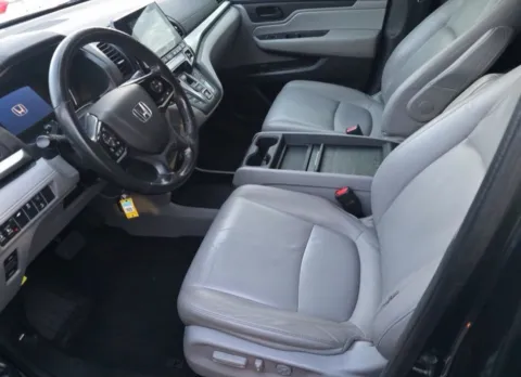 Photos of 2018 Honda Odyssey EX-L for sale in St. Louis, MO at South County Auto Plaza