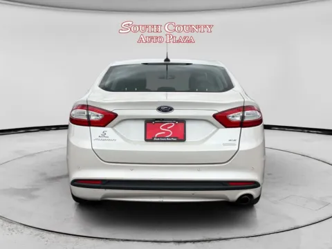 More photos of 2016 Ford Fusion SE at South County Auto Plaza, MO
