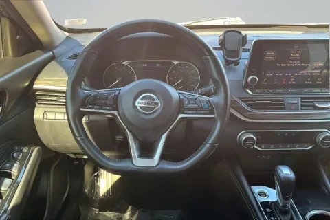 More photos of 2020 Nissan Altima SL FWD at South County Auto Plaza, MO