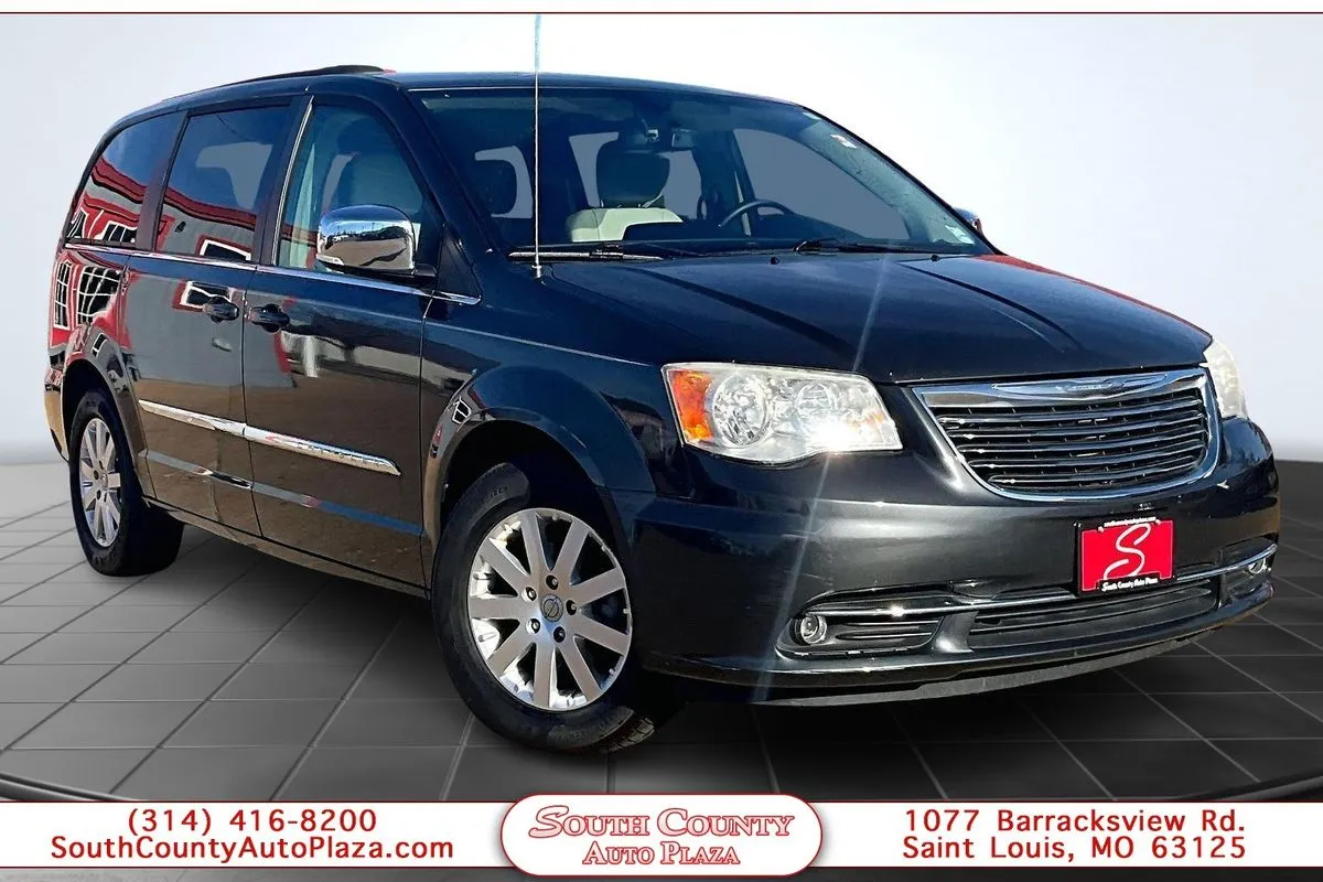 2011 Chrysler Town & Country Touring-L