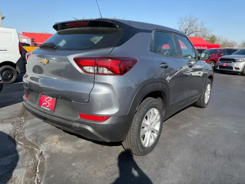 More photos of 2021 Chevrolet Trailblazer FWD LS at South County Auto Plaza, MO