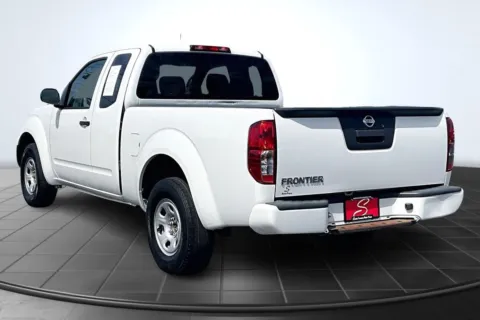 Photos of 2019 Nissan Frontier S for sale in St. Louis, MO at South County Auto Plaza