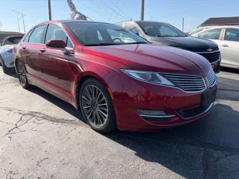 Red 2013 Lincoln MKZ for sale in St. Louis, MO