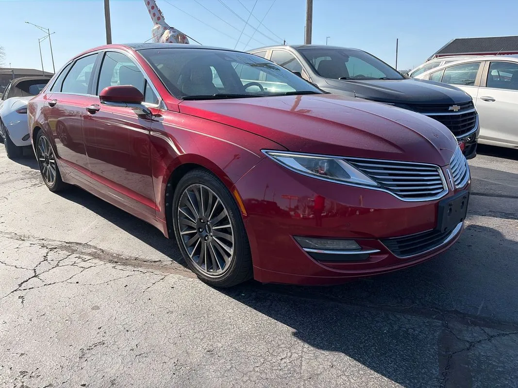 Red 2013 Lincoln MKZ for sale in St. Louis, MO