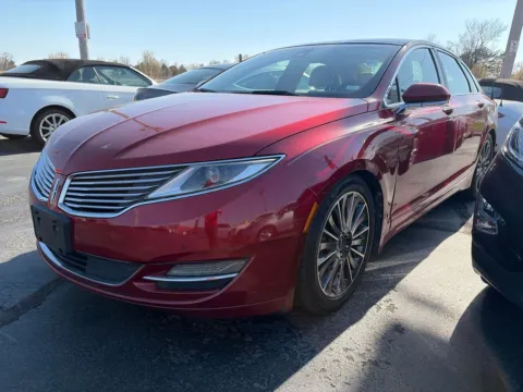 Photos of 2013 Lincoln MKZ for sale in St. Louis, MO at South County Auto Plaza