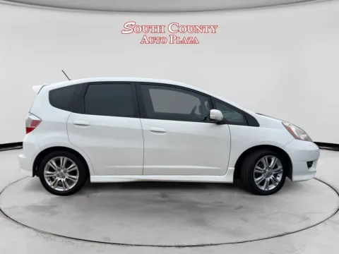 Photos of 2009 Honda Fit Sport for sale in St. Louis, MO at South County Auto Plaza