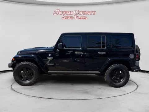 Photos of 2012 Jeep Wrangler Unlimited Rubicon for sale in St. Louis, MO at South County Auto Plaza