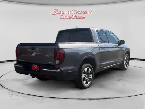 More photos of 2017 Honda Ridgeline RTL-E at South County Auto Plaza, MO