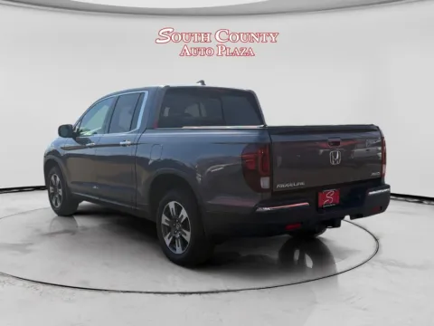 Another view of 2017 Honda Ridgeline RTL-E for sale in St. Louis, MO at South County Auto Plaza