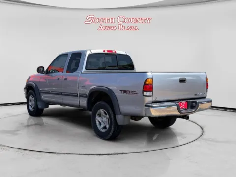 Another view of 2001 Toyota Tundra SR5 V8 for sale in St. Louis, MO at South County Auto Plaza