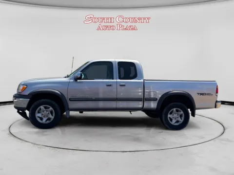Photos of 2001 Toyota Tundra SR5 V8 for sale in St. Louis, MO at South County Auto Plaza