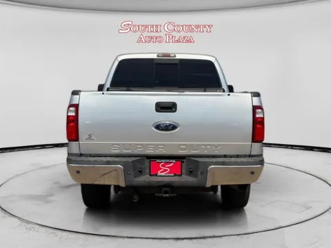 More photos of 2010 Ford F-250 Super Duty Lariat at South County Auto Plaza, MO