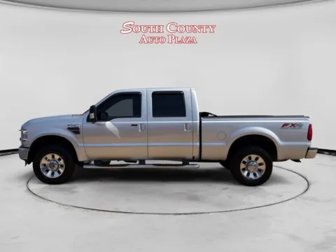 Photos of 2010 Ford F-250 Super Duty Lariat for sale in St. Louis, MO at South County Auto Plaza