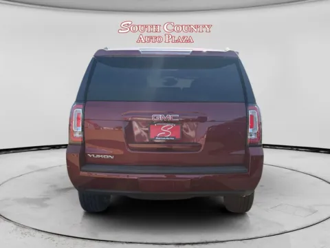 More photos of 2017 GMC Yukon SLT at South County Auto Plaza, MO