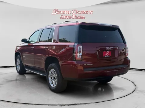 Another view of 2017 GMC Yukon SLT for sale in St. Louis, MO at South County Auto Plaza