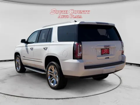 Another view of 2019 GMC Yukon SLT for sale in St. Louis, MO at South County Auto Plaza