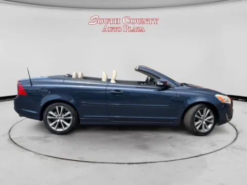 Photos of 2013 Volvo C70 T5 for sale in St. Louis, MO at South County Auto Plaza