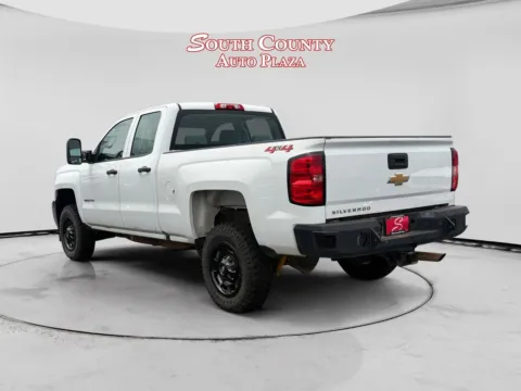 Another view of 2019 Chevrolet Silverado 2500HD WT for sale in St. Louis, MO at South County Auto Plaza