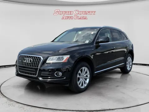 Black 2017 Audi Q5 2.0T Premium for sale in St. Louis, MO