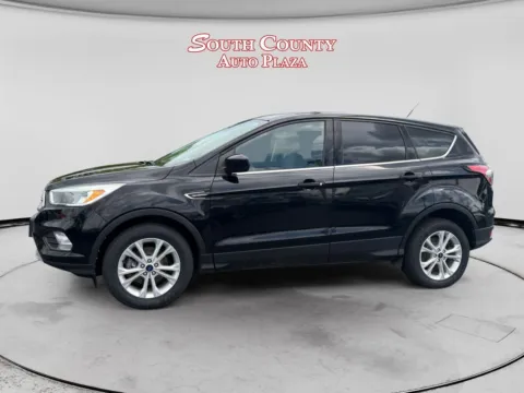 Photos of 2017 Ford Escape SE for sale in St. Louis, MO at South County Auto Plaza