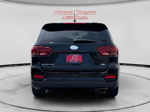 More photos of 2019 Kia Sorento 2.4L L at South County Auto Plaza, MO