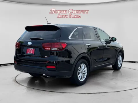 More photos of 2019 Kia Sorento 2.4L L at South County Auto Plaza, MO