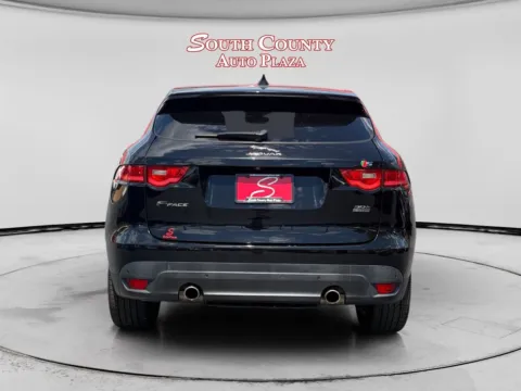 More photos of 2020 Jaguar F-PACE 30t Prestige at South County Auto Plaza, MO