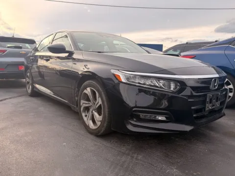 Black 2018 Honda Accord EX for sale in St. Louis, MO