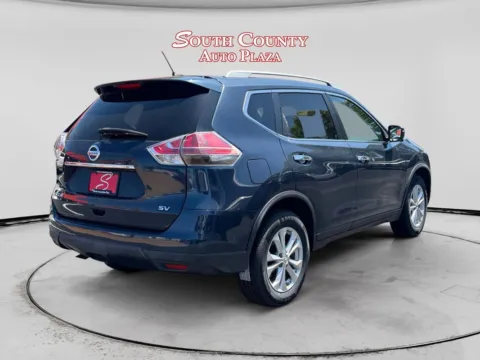 More photos of 2016 Nissan Rogue SV at South County Auto Plaza, MO