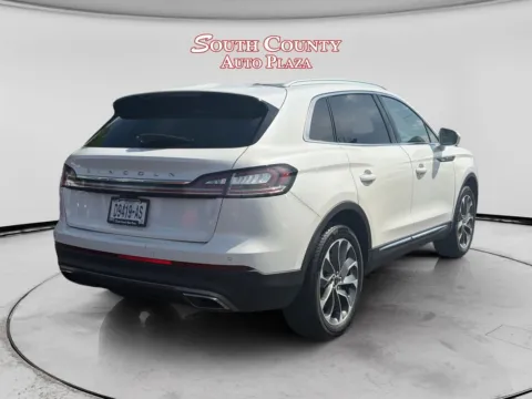 More photos of 2021 Lincoln Nautilus Reserve at South County Auto Plaza, MO