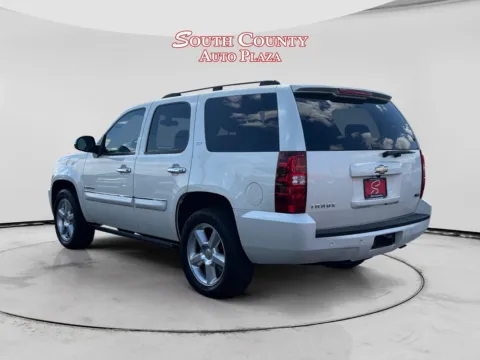 Another view of 2008 Chevrolet Tahoe LTZ for sale in St. Louis, MO at South County Auto Plaza