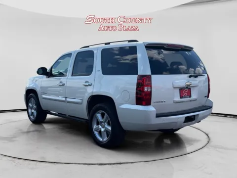 Another view of 2008 Chevrolet Tahoe LTZ for sale in St. Louis, MO at South County Auto Plaza