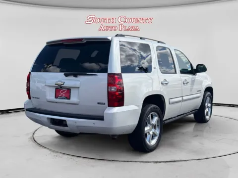 More photos of 2008 Chevrolet Tahoe LTZ at South County Auto Plaza, MO