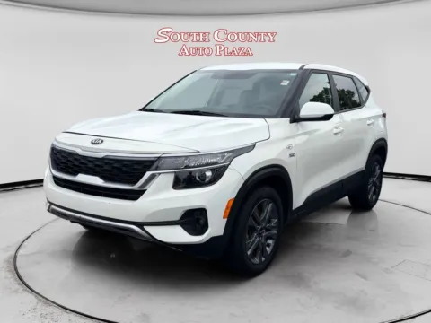 White 2021 Kia Seltos LX for sale in St. Louis, MO