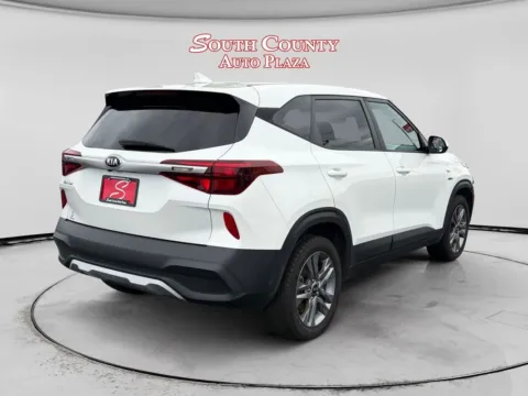 More photos of 2021 Kia Seltos LX at South County Auto Plaza, MO