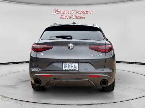 More photos of 2022 Alfa Romeo Stelvio Veloce Ti AWD at South County Auto Plaza, MO