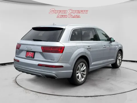 More photos of 2019 Audi Q7 55 Premium at South County Auto Plaza, MO