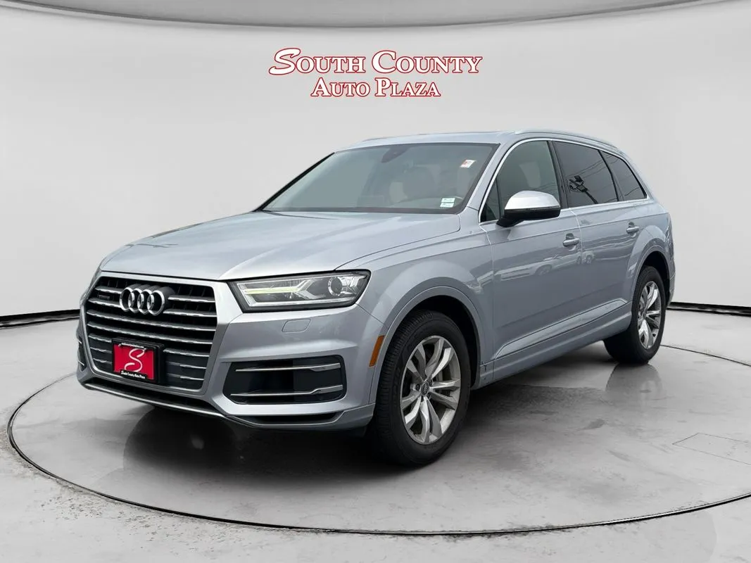 Silver 2019 Audi Q7 55 Premium for sale in St. Louis, MO