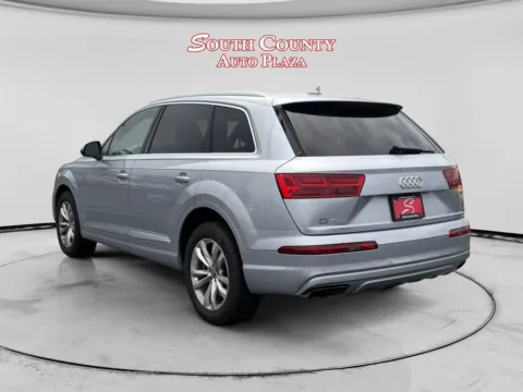 Another view of 2019 Audi Q7 55 Premium for sale in St. Louis, MO at South County Auto Plaza