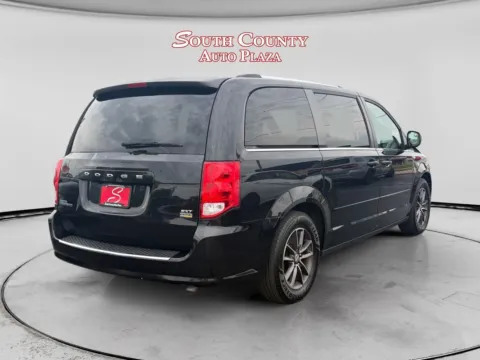More photos of 2017 Dodge Grand Caravan SXT at South County Auto Plaza, MO