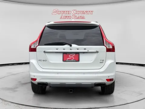 More photos of 2017 Volvo XC60 T5 Inscription at South County Auto Plaza, MO