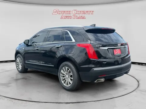 Another view of 2019 Cadillac XT5 Luxury for sale in St. Louis, MO at South County Auto Plaza