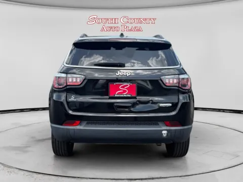 More photos of 2018 Jeep Compass Latitude FWD at South County Auto Plaza, MO