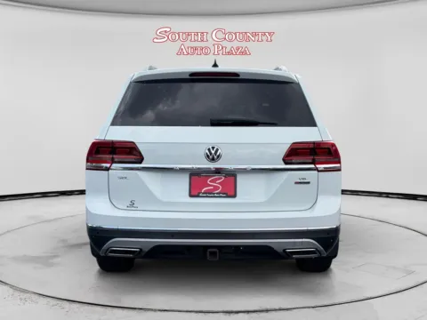 More photos of 2018 Volkswagen Atlas 3.6L V6 SEL at South County Auto Plaza, MO