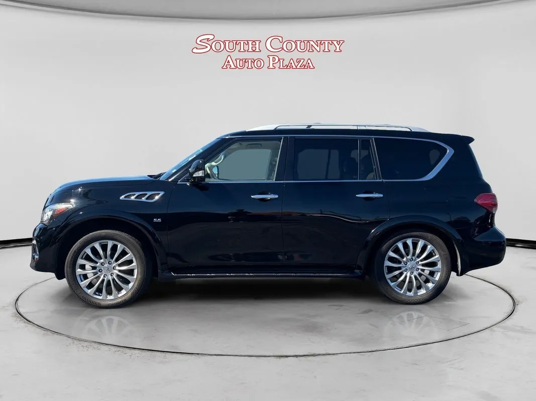 Infiniti QX80 photo 2