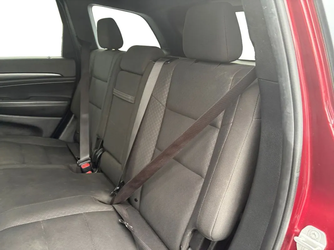 Jeep Grand Cherokee photo 13